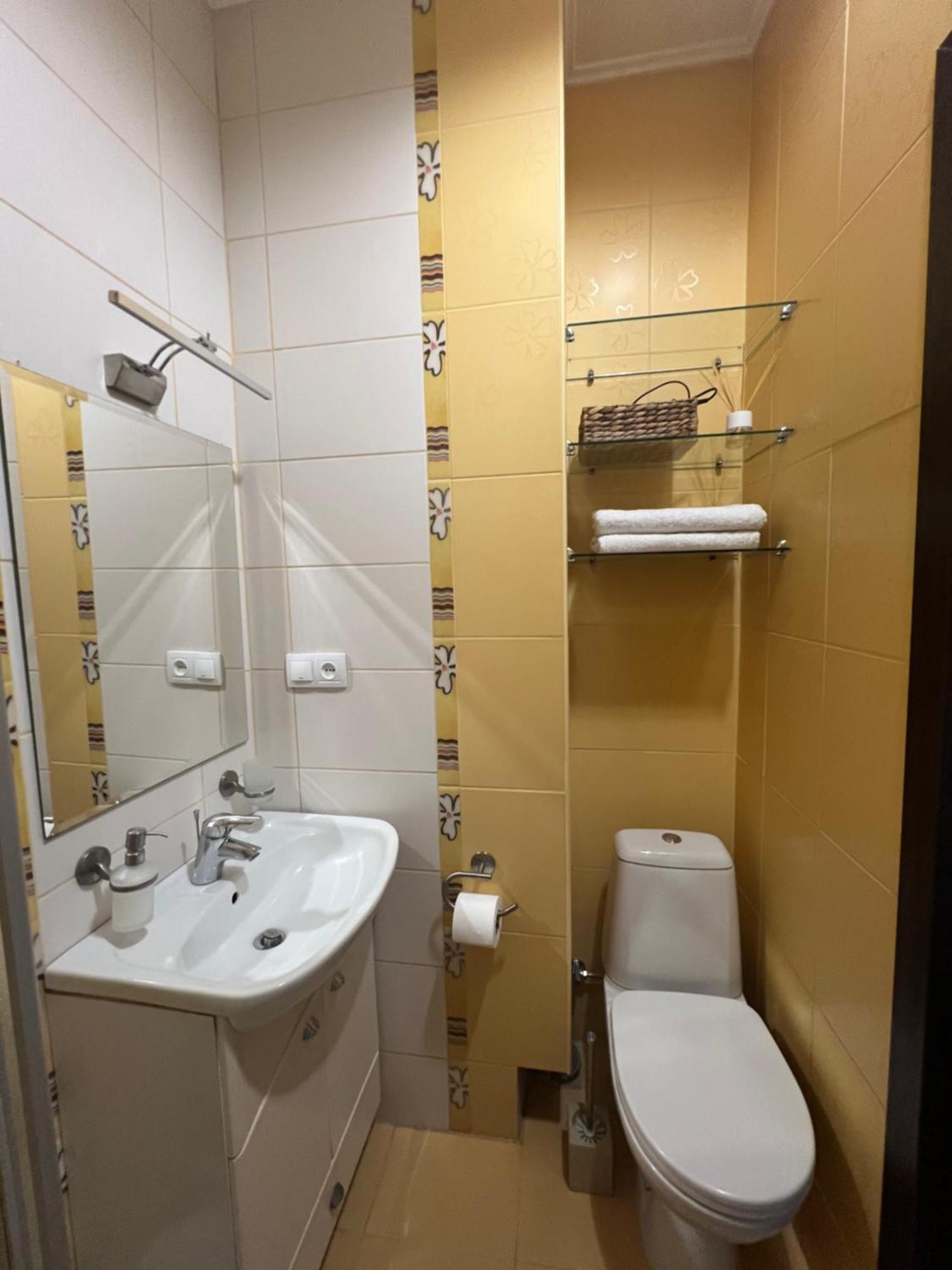 Wonderful Apartment Near The Old City Lviv Ngoại thất bức ảnh